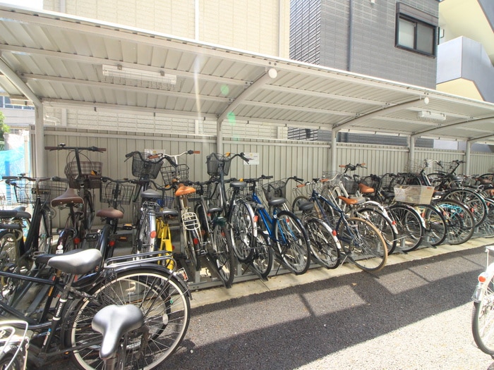 駐輪場 ラウレール名駅南