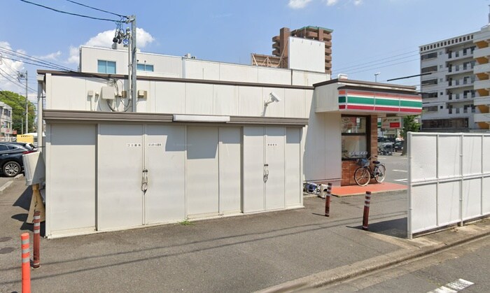 セブンイレブン名古屋若葉通2丁目店(コンビニ)まで320m クレア垣戸