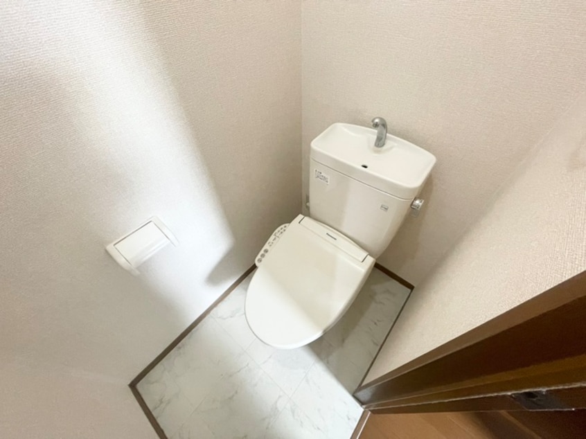 トイレ リビングタウン岩崎台　C棟