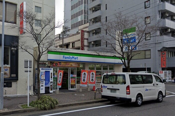 ファミリーマート葵1丁目店(コンビニ)まで122m プレサンス錦通THE葵