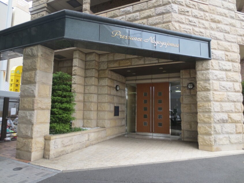 エントランス部分 プレサンス名古屋城前(905)