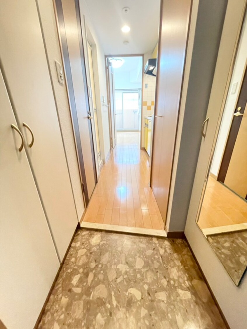 玄関 プレサンス名古屋城前(905)