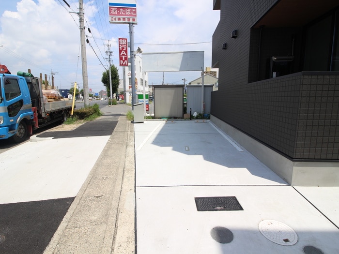 駐車場 Warren nakashiota Ⅰ
