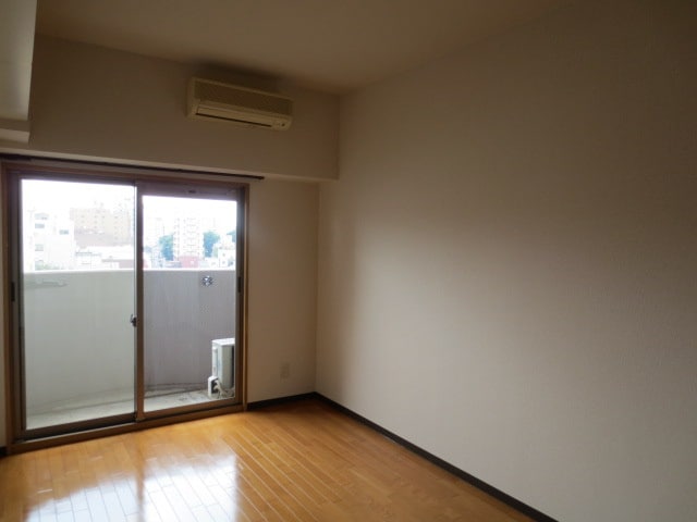 居室 現代ハウス大須