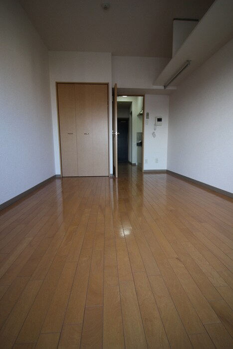 居室 現代ハウス大須