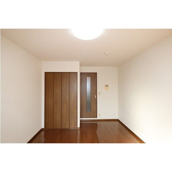 居室 アンプル－ルフェ－ルロワイヤル