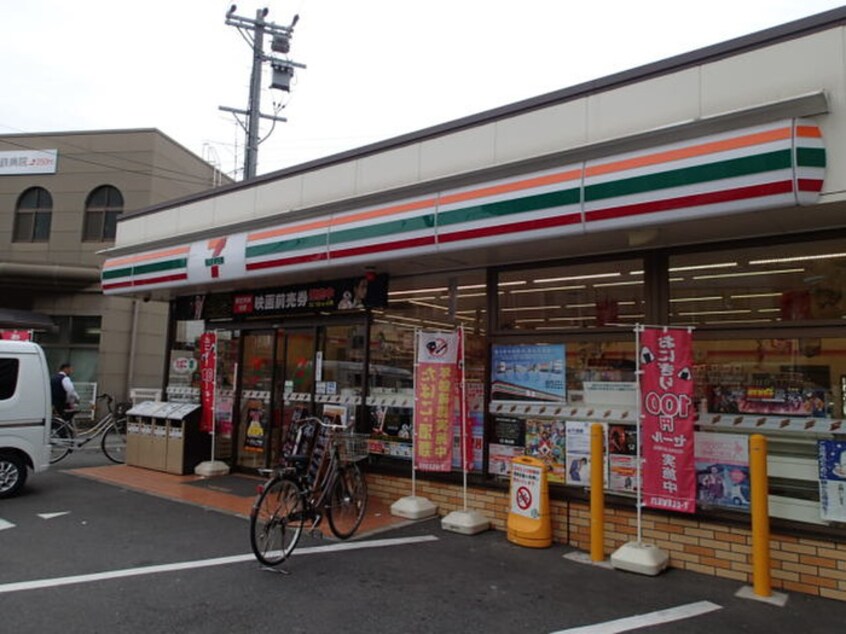 セブンイレブン名古屋栄生駅北店(コンビニ)まで294m クオン千原