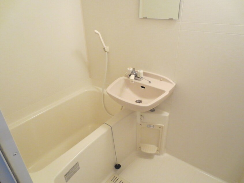 バス／シャワールーム等 リベルテ大金