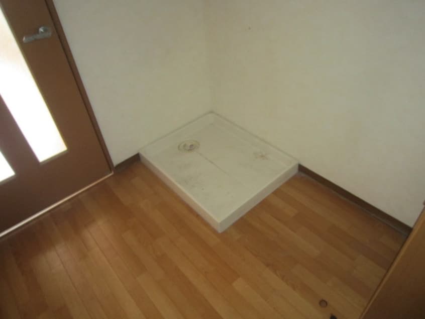 洗濯機置場 リベルテ大金