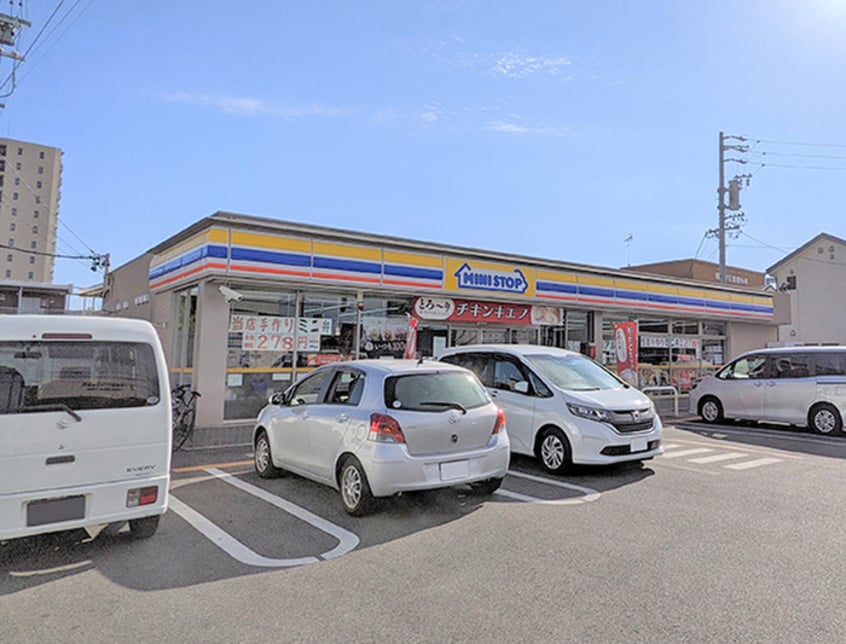 ミニストップ　長久手下山店(コンビニ)まで210m Northen Lights 藤ヶ丘