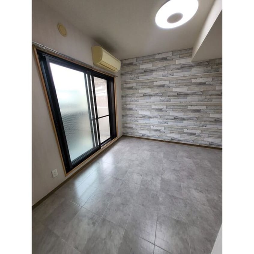 居室 ソニャルミヤ