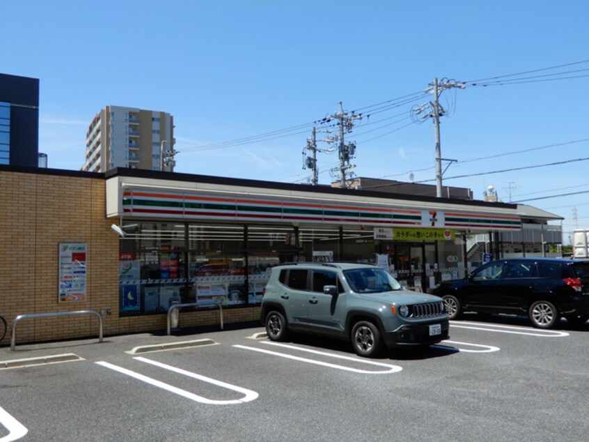 セブンイレブン　勝川駅前店(コンビニ)まで200m センチュリ－マンション