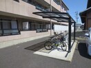 駐輪場 クレセール松岡