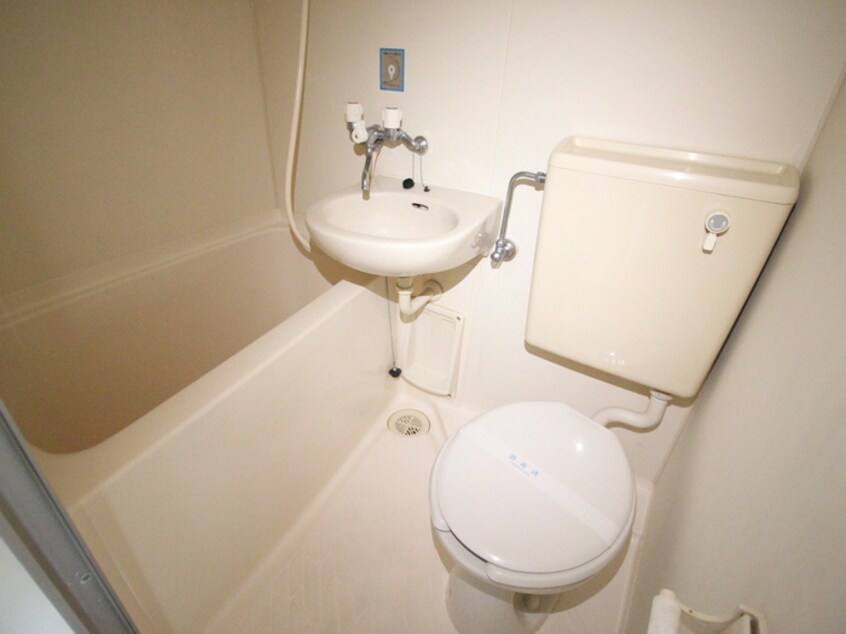 バス／シャワールーム等 シャトーレ三栄３