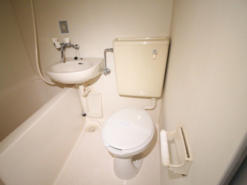 トイレ シャトーレ三栄３