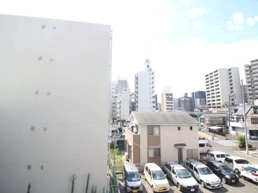 室内からの展望 アルテミス新栄