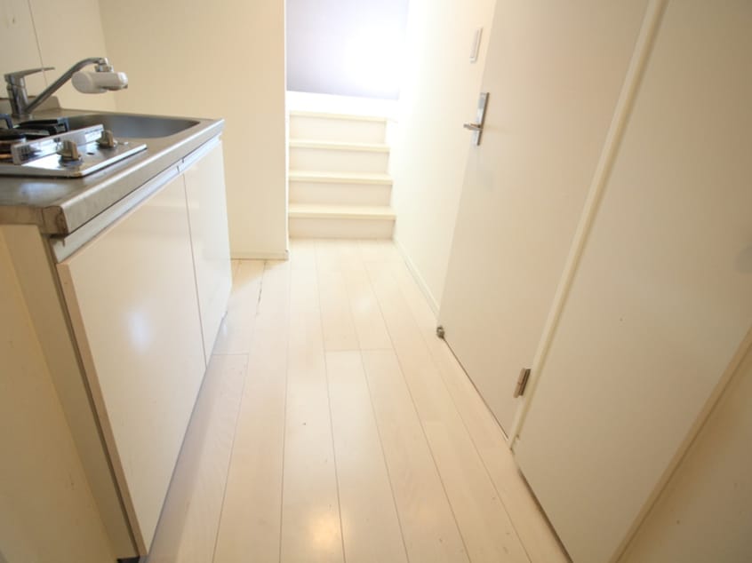 廊下 アルテミス新栄