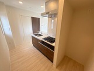 居室 仮)Ｈｏｌｌｙ