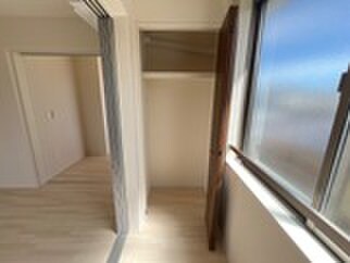 靴箱 仮)Ｈｏｌｌｙ