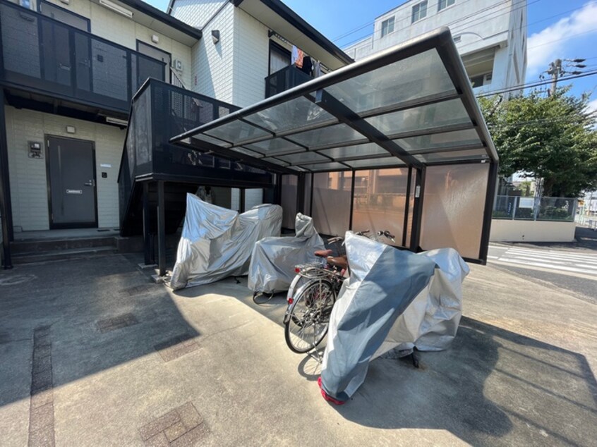 駐輪場 リーフィー