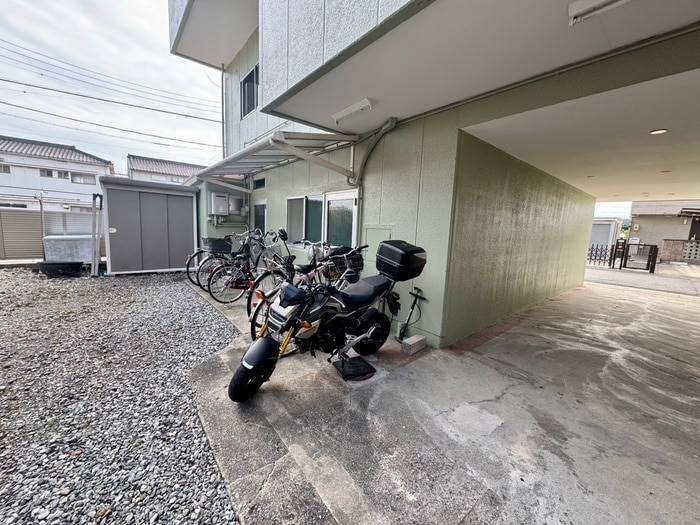 駐輪場 伊藤ビル