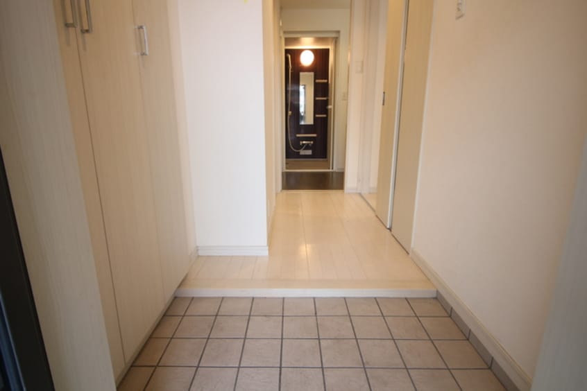 玄関 白壁リンクス