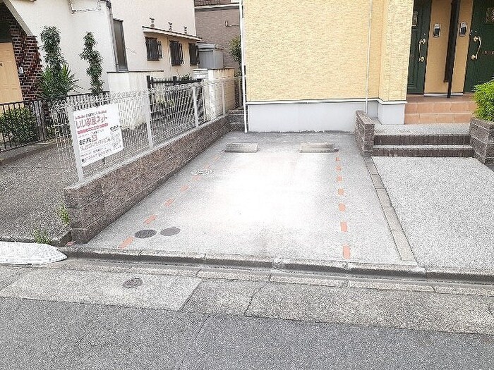 駐車場 カーサ　ヴィオラ