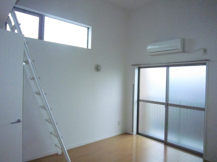 居室 ルーエ１番館