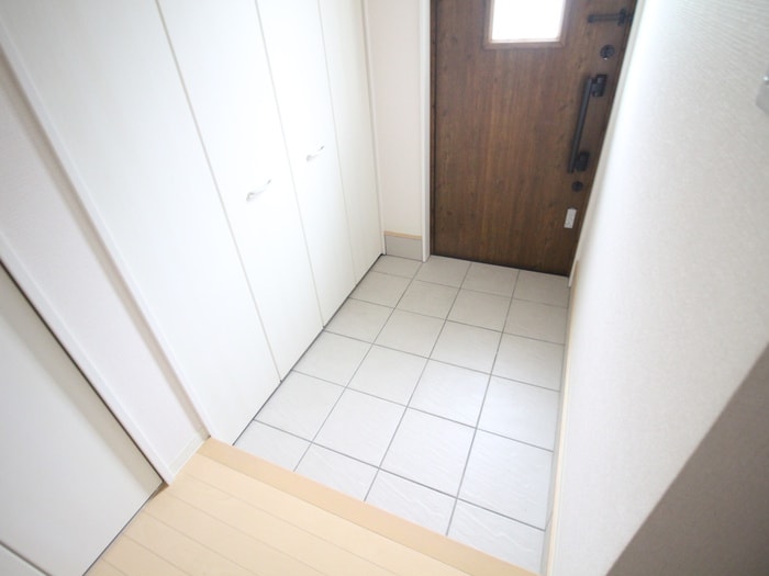 玄関 植田西貸家北棟（D号室）