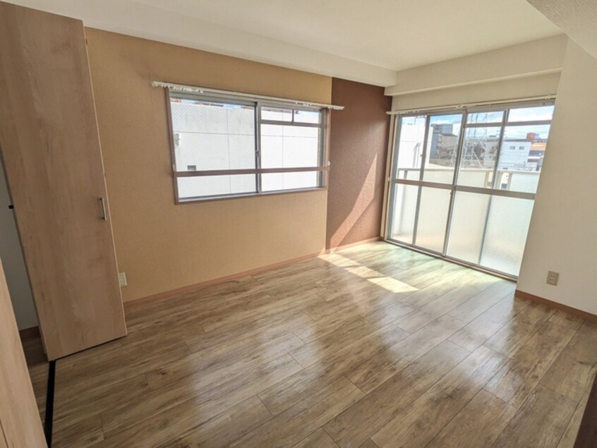 居室 アビタマルフク