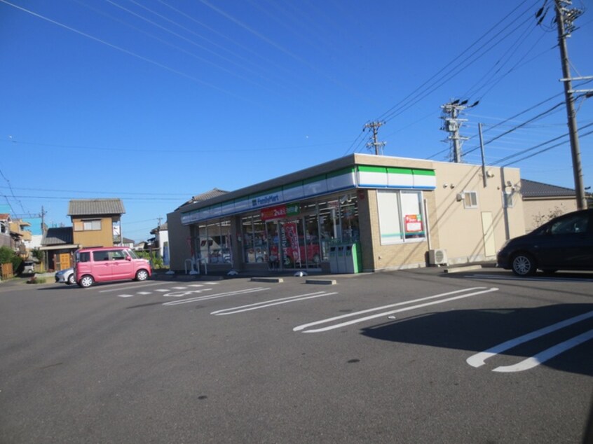 ファミリーマート一宮浅井大野店(コンビニ)まで500m ブリスフォート