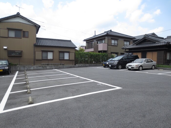 駐車場 ラナ・パラッツォ