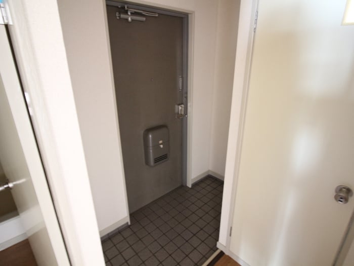 玄関 ラフォーレ妹尾