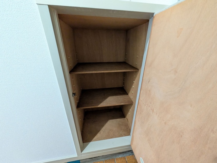 靴箱 サンシャインビル南