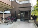 エントランス部分 セレニ－ル 香流