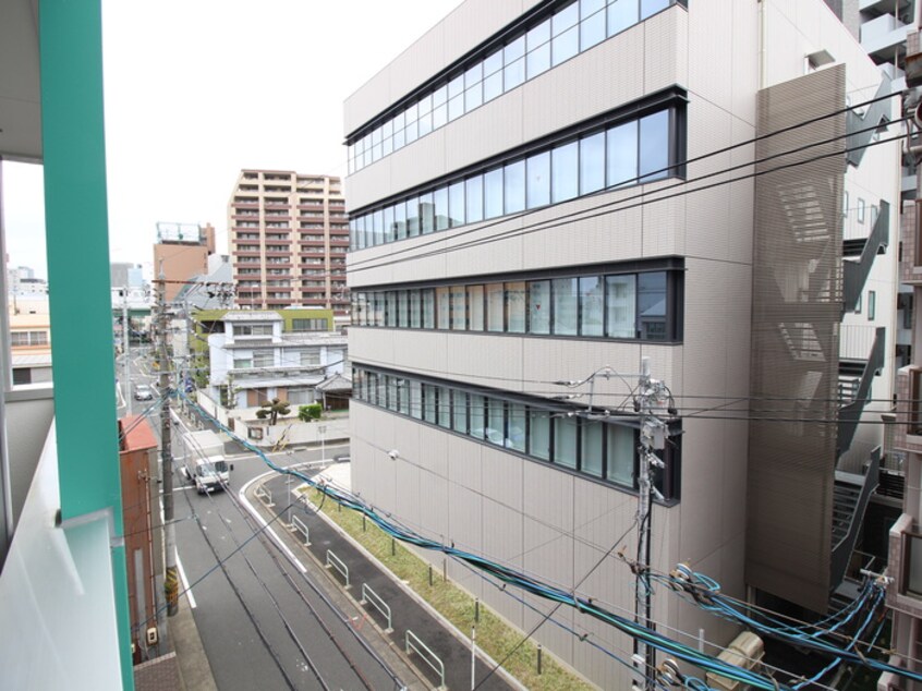 室内からの展望 コスモピア金山