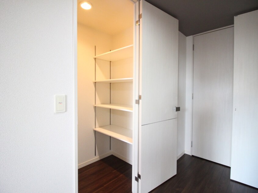 収納 グランドソレイユ名駅