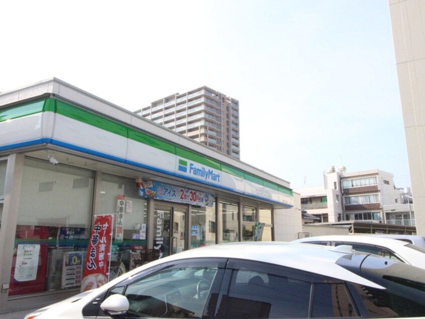 ファミリーマート松原(コンビニ)まで80m ﾄ-ｶﾝﾏﾝｼｮﾝ第二松原(807)