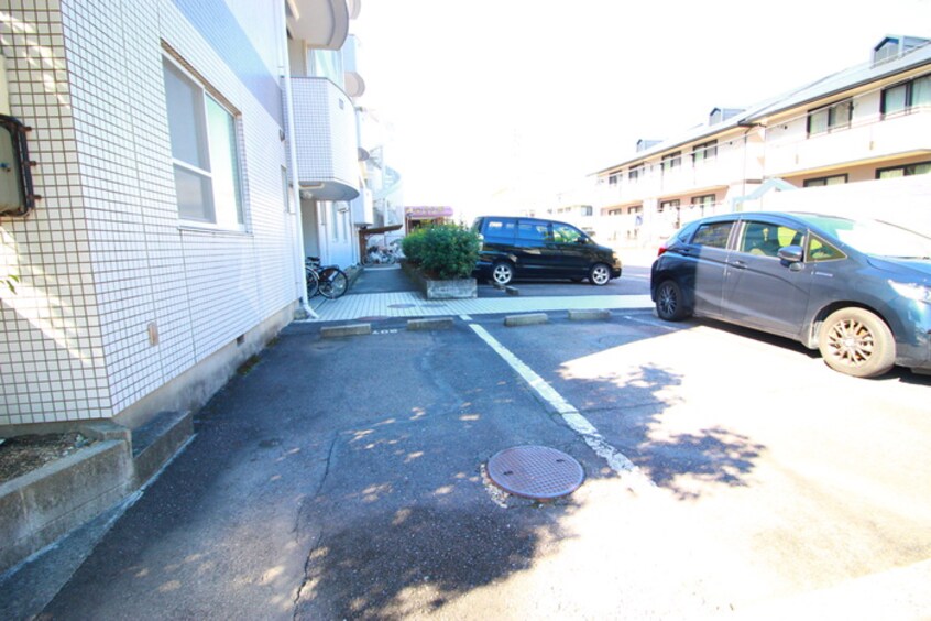 駐車場 パ－クヴィラ五才美