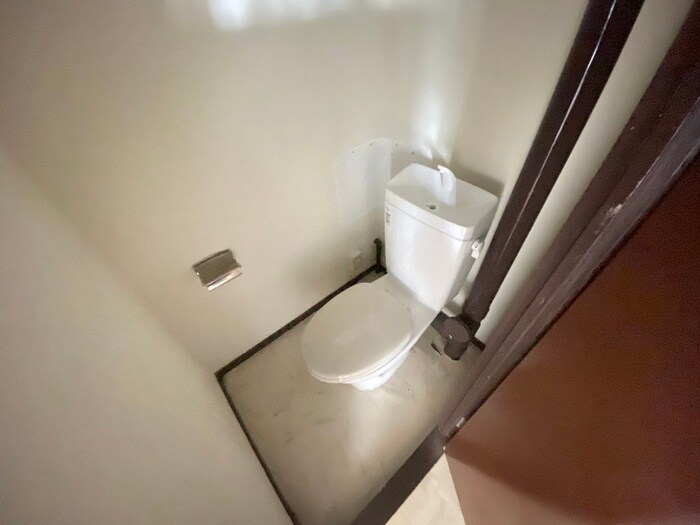 トイレ 高間コ－ポ