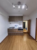 キッチン ｻﾝﾍﾞｱ-ﾏﾝｼｮﾝ金山（1305）