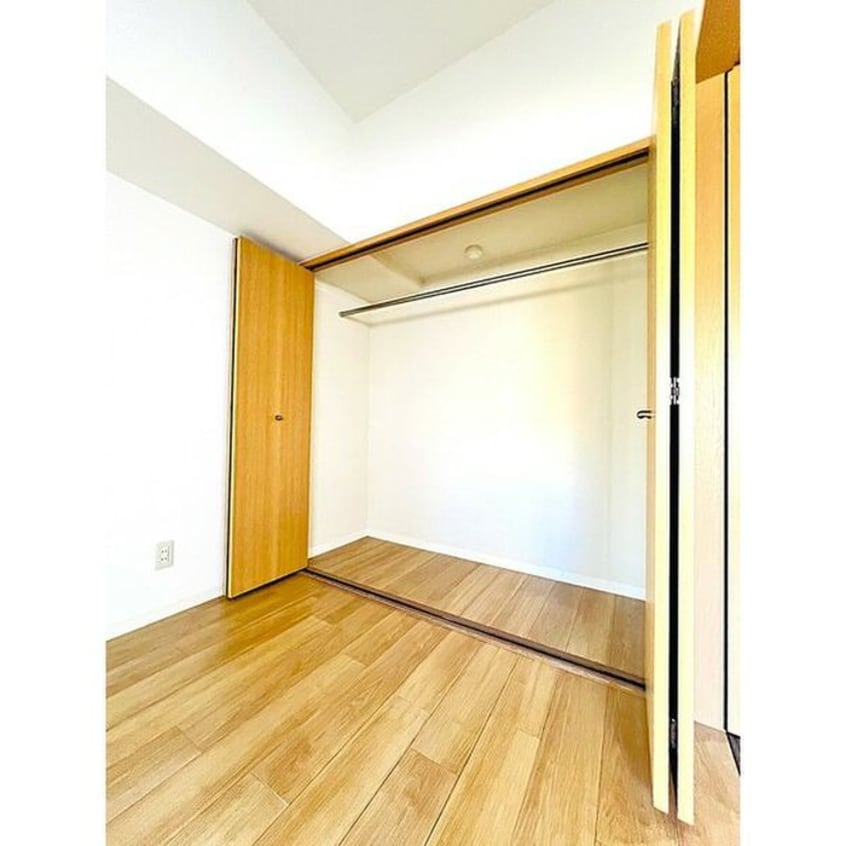 収納 マノアール今池