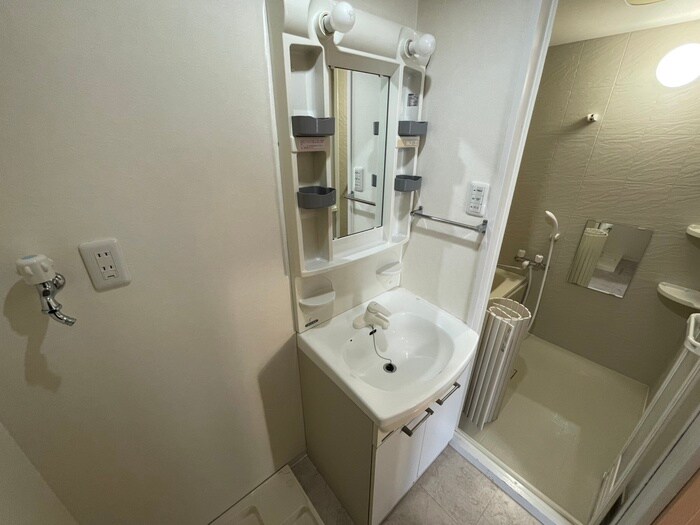 洗面 ア－スヒル東白壁