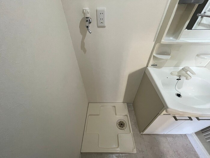 洗濯機置場 ア－スヒル東白壁