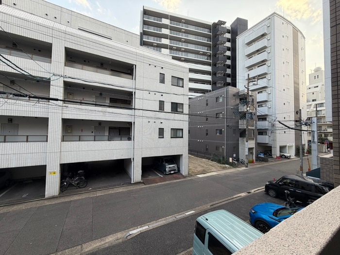 室内からの展望 新栄サンハイツ