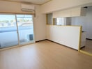 居室 キングスコート久後崎（３０３）