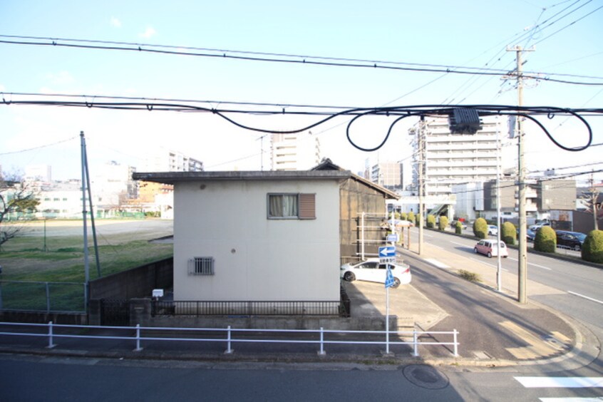 室内からの展望 ルネフラッツ名駅南