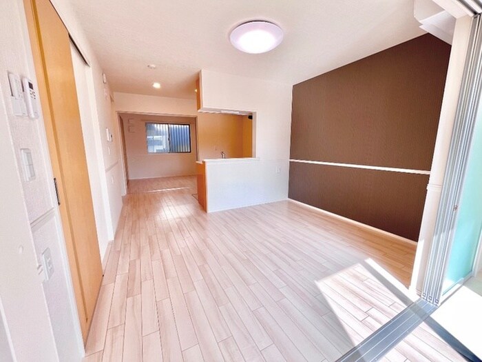 居室 アートブランチ