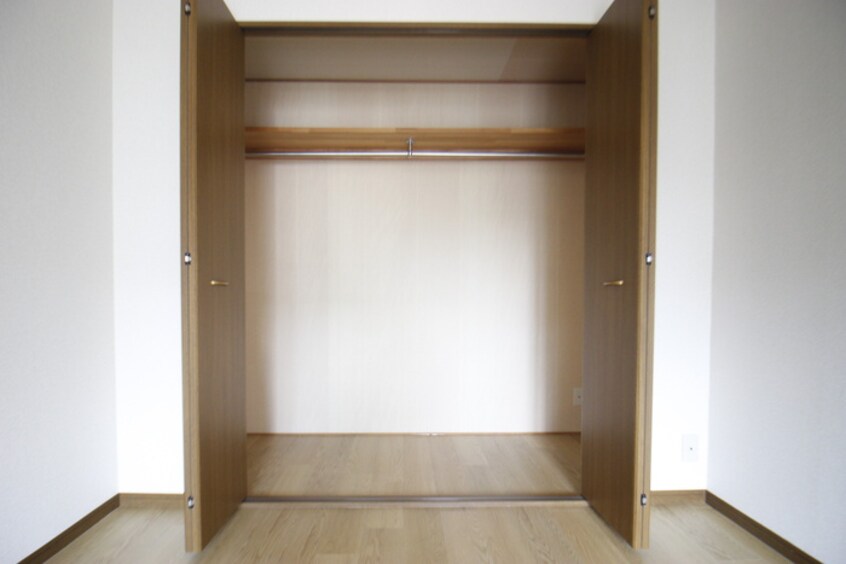 収納 グローリアス松山