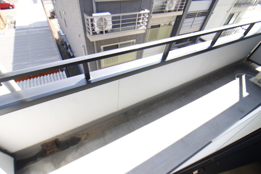 ベランダ・バルコニー グローリアス松山